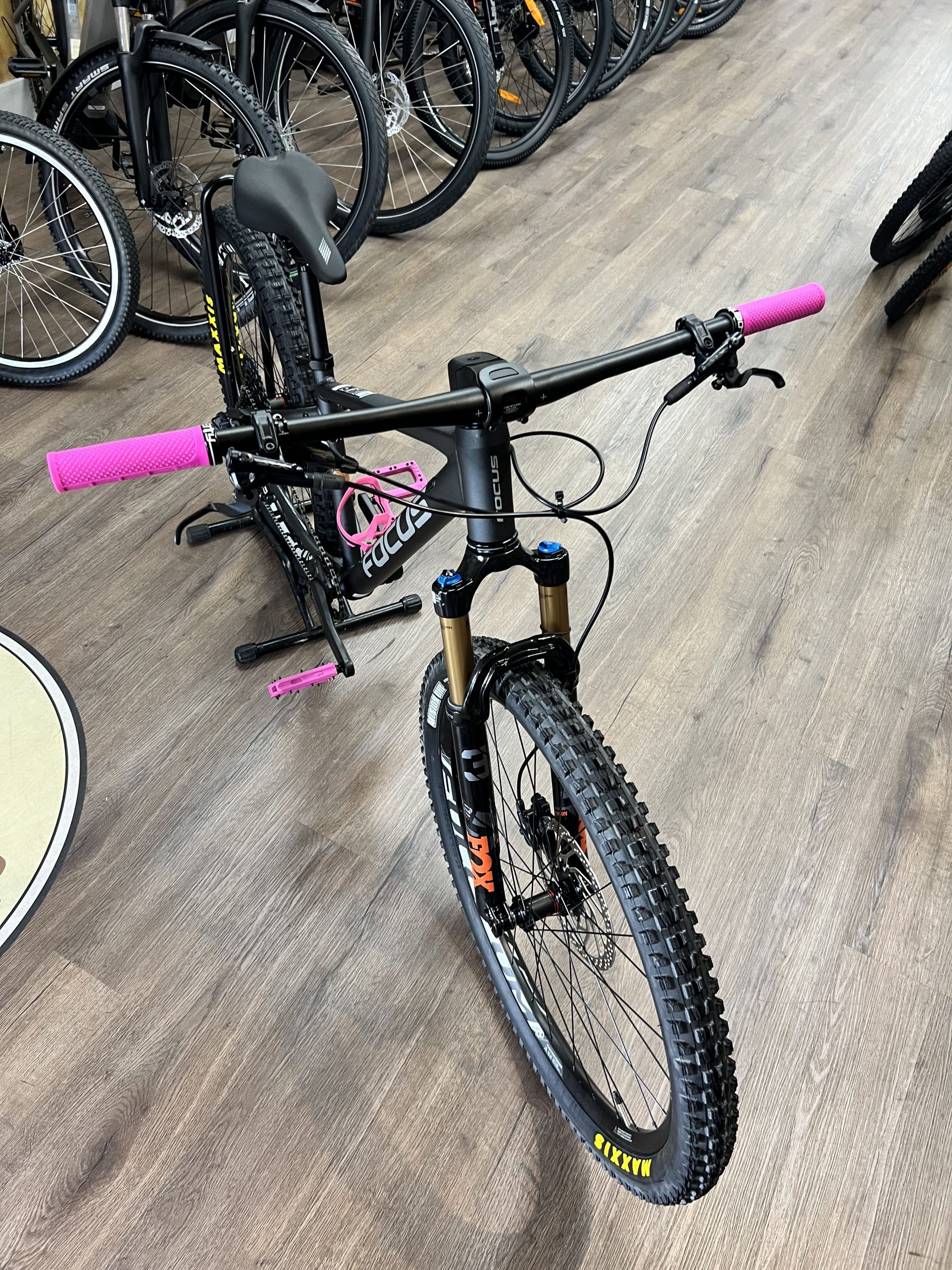 Focus 27.5 Whistler 3.6 Slategrey SM *RACE CONVERSION* - Image 6