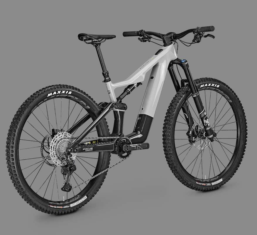 Focus 29 Jam2 SL 8.8 Light Grey/Raw Carbon MD